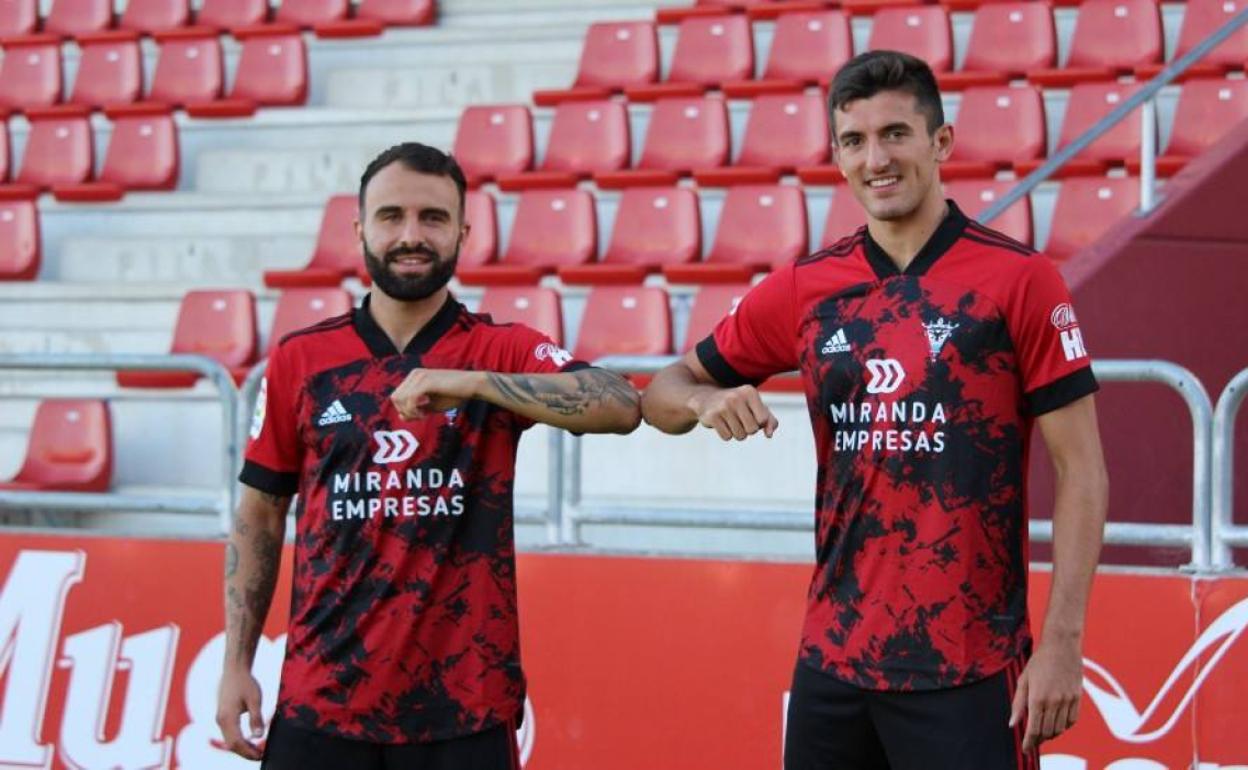 Vivian llega al Mirandés y afronta la temporada con mucha ilusión